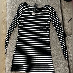 WHBM black and white tunic.